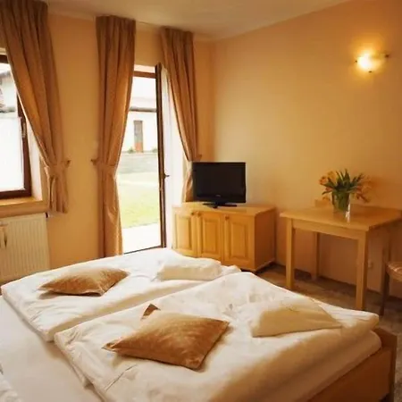 Karpatsky Dvor 3*