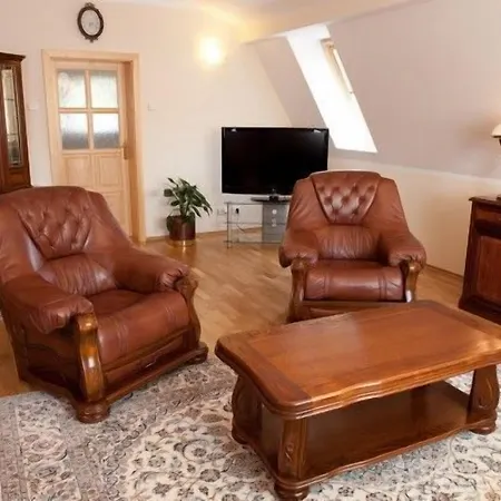 Karpatsky Dvor Hotel 3*