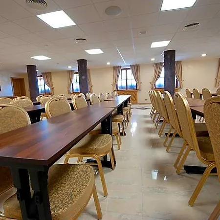 Karpatsky Dvor Hotell 3*