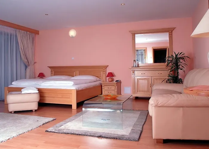 호텔 Karpatsky Dvor 3*